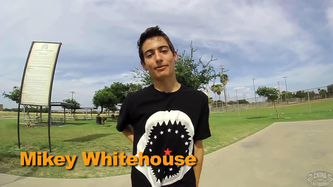 动作 滑板 教学 180 Late Flip Mikey Whitehouse