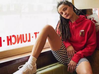 姑娘们看过来！Urban Outfitters x Vans 女生专属联名系列 