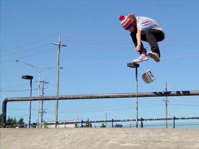 超强爆发力：Torey Pudwill凶悍的Blunt to Kickflip Out